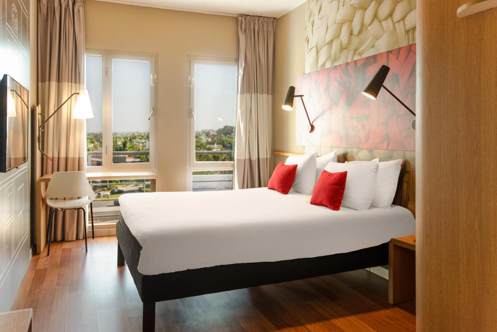 Hotel Ibis Casablanca Sidi Maarouf Esterno foto